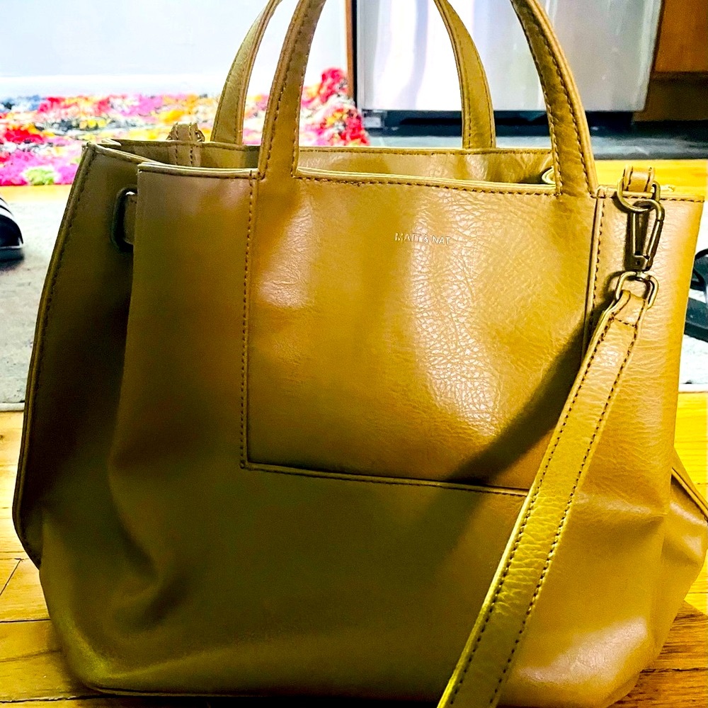 Matt & Natt satchel